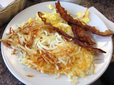 College Barbeque - Scrambled Eggs, Bacon, & Hashbrowns