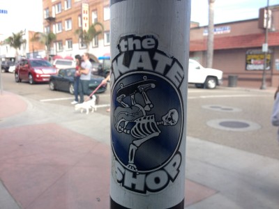 Skate sticker outside Splash